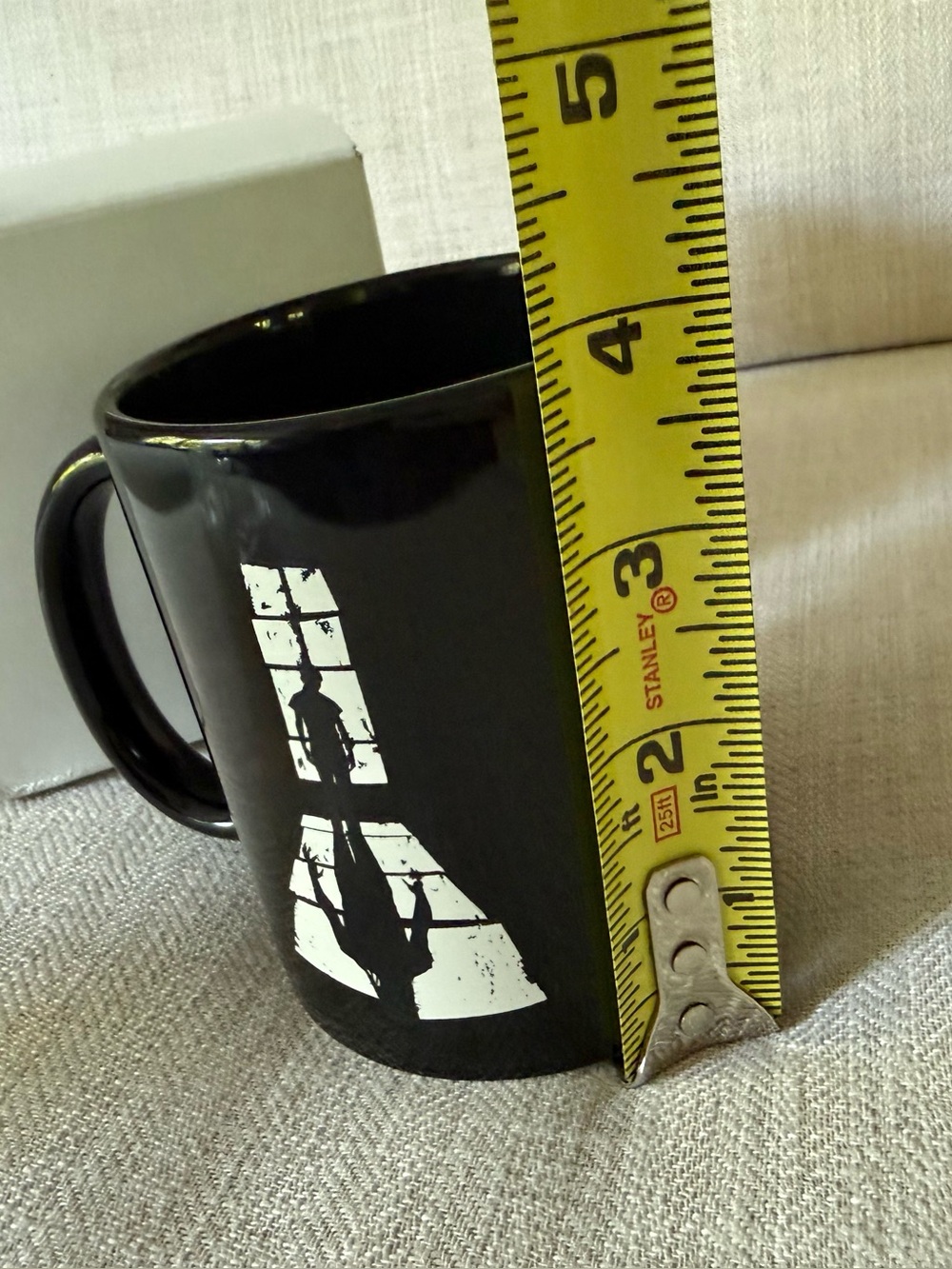 Stranger Things Mug - Picture 4 of 5
